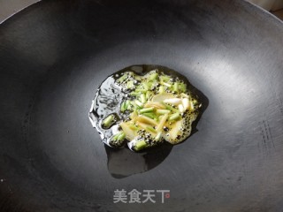 香辣鱼块的做法步骤：8