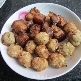 丸子烧东坡肉的做法步骤：1