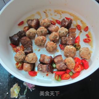 丸子烧东坡肉的做法步骤：5