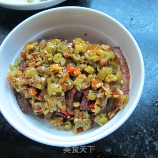 咸辣东坡肉的做法步骤：4