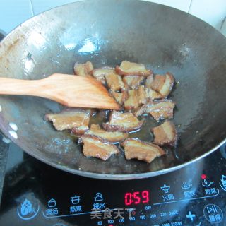 酸辣椒烧东坡肉的做法步骤：3