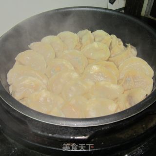 玉米猪肉饺子的做法步骤：14