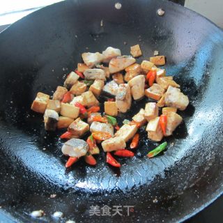 豆腐丁煮鱼的做法步骤：5