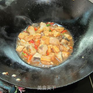 豆腐丁煮鱼的做法步骤：8