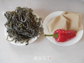 拌豆腐皮海带丝的做法步骤：1