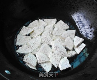 家乡炒芋头的做法步骤：4