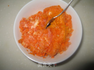 宝宝的营养肉饼——胡萝卜肉饼的做法步骤：3