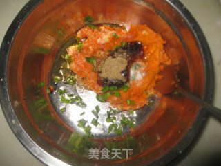 宝宝的营养肉饼——胡萝卜肉饼的做法步骤：4