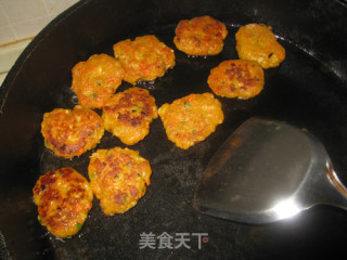 宝宝的营养肉饼——胡萝卜肉饼的做法步骤：7