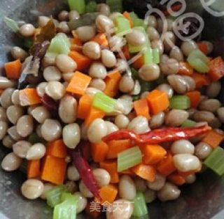 夏日小凉菜【五香花生米】的做法步骤：4