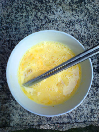 胡萝卜炒蛋的做法步骤：2