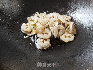 豆豉青椒炒面筋的做法步骤：6