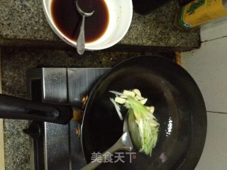 糖醋带鱼的做法步骤：4