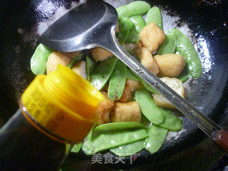 扁豆炒油豆腐的做法步骤：8