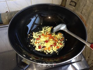 酱香土豆肉丁焖饭的做法步骤：2