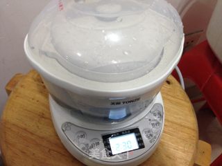雪梨炖鱼胶的做法步骤：5