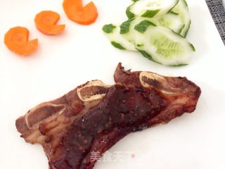 初次de香煎牛仔骨的做法步骤：3