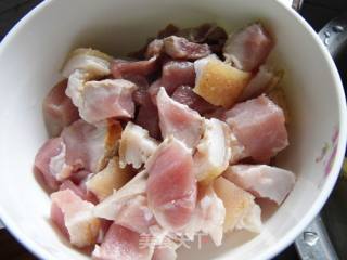 豆筋棍烧肉的做法步骤：2