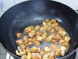 豆筋棍烧肉的做法步骤：6