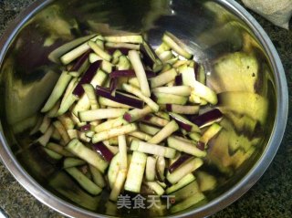肉末炒茄子的做法步骤：2