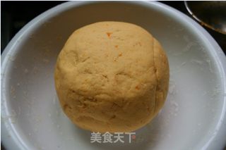味美样萌南瓜包的做法步骤：5