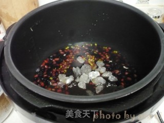 牛奶红豆冰沙的做法步骤：2