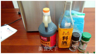 烤鸡翅中的做法步骤：1