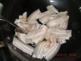 锅盔回锅肉的做法步骤：4