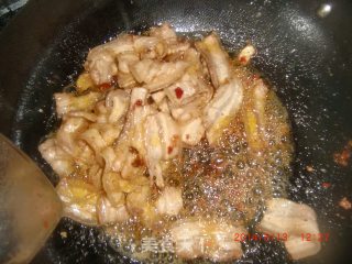 锅盔回锅肉的做法步骤：6