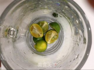 金桔蜜的做法步骤：2