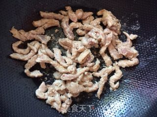 青椒炒肉的做法步骤：5