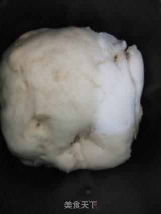 葱香花卷的做法步骤：3