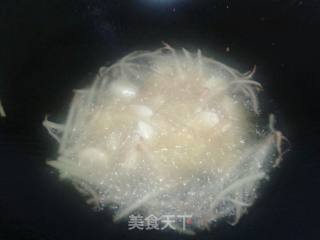 蒜瓣烧牛蛙的做法步骤：8