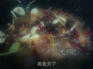 蒜瓣烧牛蛙的做法步骤：9