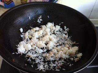 黄豆芽炒饭的做法步骤：6