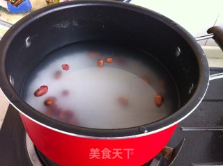 花生蜜枣山药粥的做法步骤：2