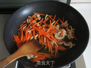黑椒肉丝炒土豆粉的做法步骤：5