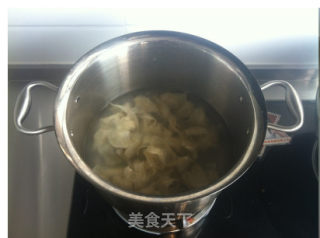 鲜肉馄饨的做法步骤：15