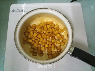 苹果凤梨派的做法步骤：3