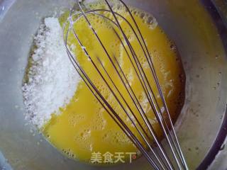 牛奶鸡蛋布丁--入口即化的蛋羹的做法步骤：3
