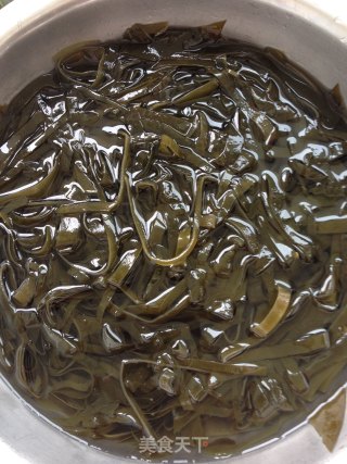 红烧排骨海带的做法步骤：2