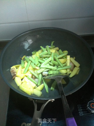 土豆炒肉的做法步骤：6