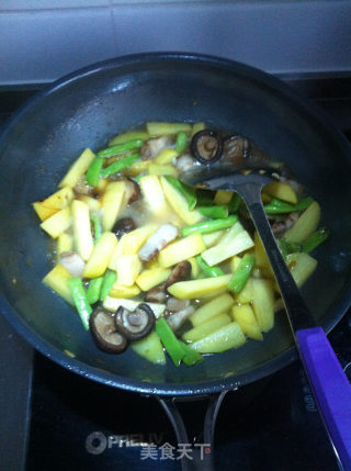 土豆炒肉的做法步骤：9