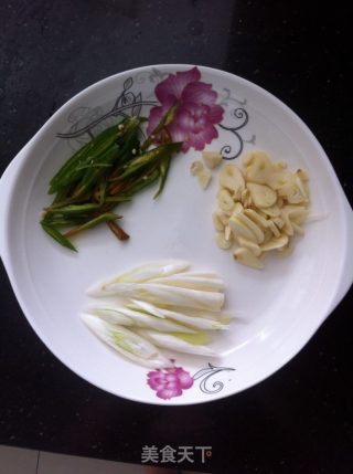 蒜香土豆丝的做法步骤：3