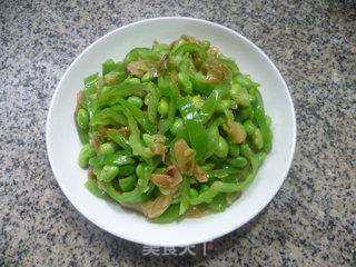 青椒榨菜炒毛豆的做法步骤：12