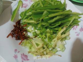 炒绿豆芽的做法步骤：2