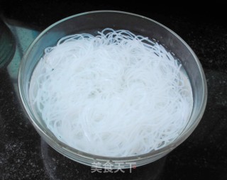 黄花菜拌粉丝的做法步骤：4