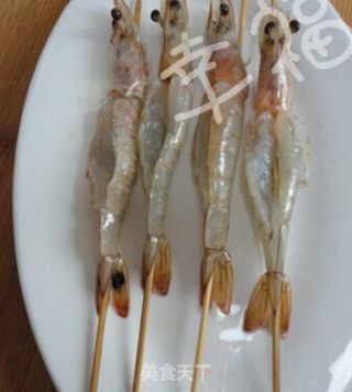 蒜蓉芝士烤虾的做法步骤：3
