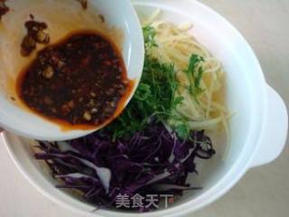 紫包菜拌土豆丝的做法步骤：8