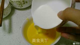 智能电饭煲版蛋糕的做法步骤：3